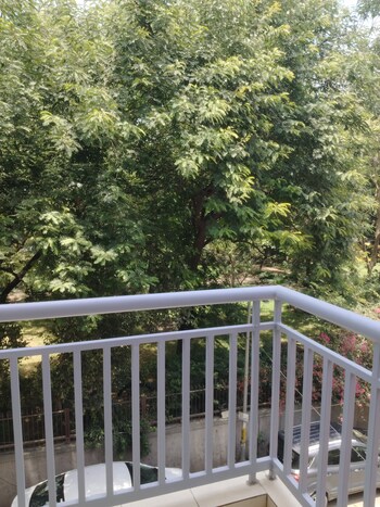 4 BHK Flat for Sale in Sarita Vihar, Delhi