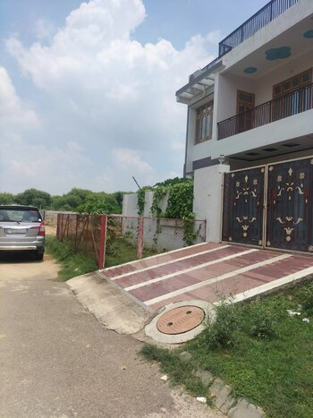 3.5 BHK Builder Floor for Rent in Sushant Golf City, Lucknow