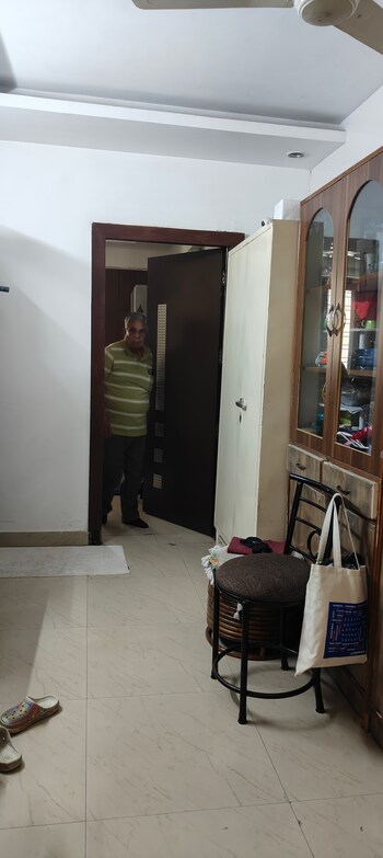 3 BHK Flat for Rent in Vasant Kunj, Delhi