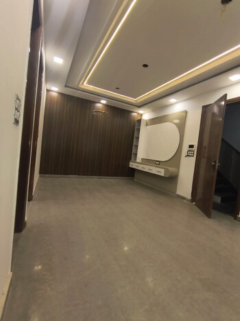 3 BHK Builder Floor for Sale in Rohini Sector 25, Delhi