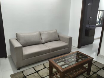 1 BHK Builder Floor for Rent in Greater Kailash I, Delhi