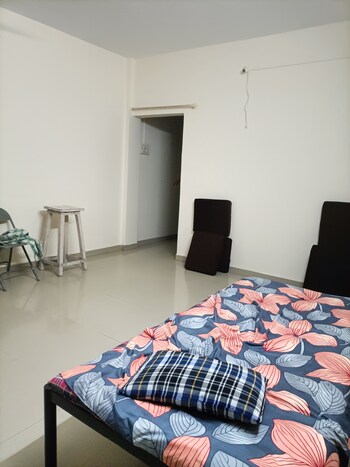 1 BHK Villa for Rent in Kamgar Putala Vasahat, Pune
