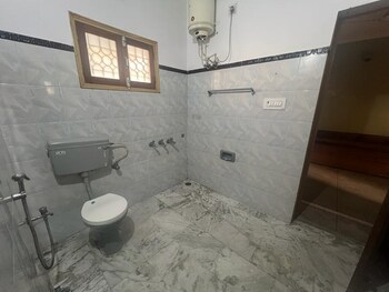1 RK Builder Floor for Rent in Rajender Nagar, Dehradun