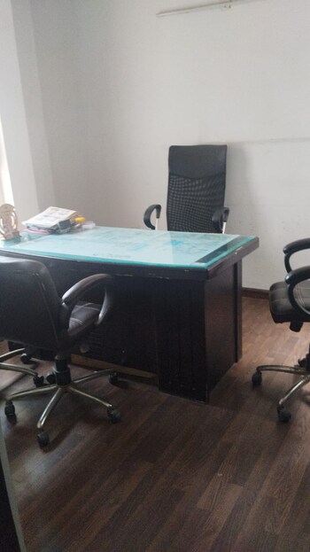 Puri 81 Business Hub