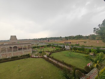 Gomti Paradise phase-1