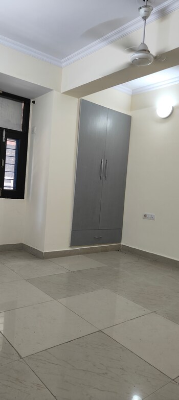 2 BHK Flat for Rent in Vasant Kunj, Delhi