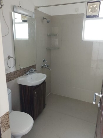 Emaar Emerald Floors Premier