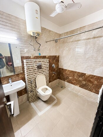 3 BHK Builder Floor for Rent in Sector 47, Gurgaon