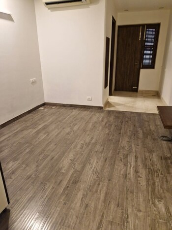 3 BHK Builder Floor for Rent in South City 1, Gurgaon