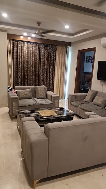 4 BHK Builder Floor for Sale in Choma, Gurgaon