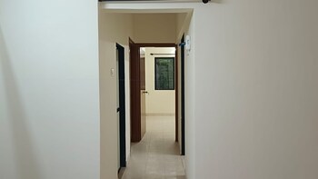 1.5 BHK Flat for Rent in Kasarvadavali, Thane