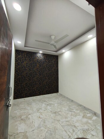 2 BHK Builder Floor for Sale in Govindpuri, Delhi