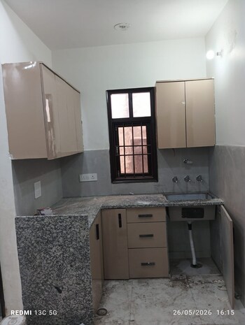 2 BHK Builder Floor for Rent in Rohini Sector 25, Delhi