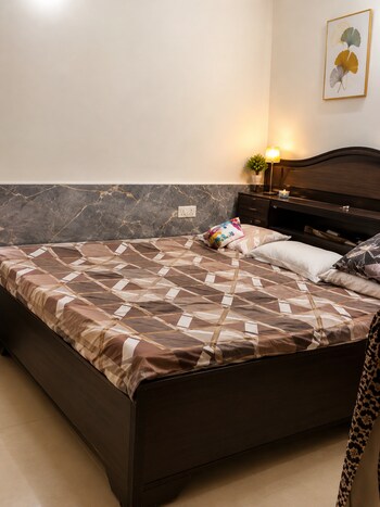 2 BHK Builder Floor for Sale in Mehrauli, Delhi