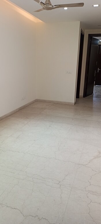 4 BHK Builder Floor for Rent in Geetanjali Enclave, Delhi
