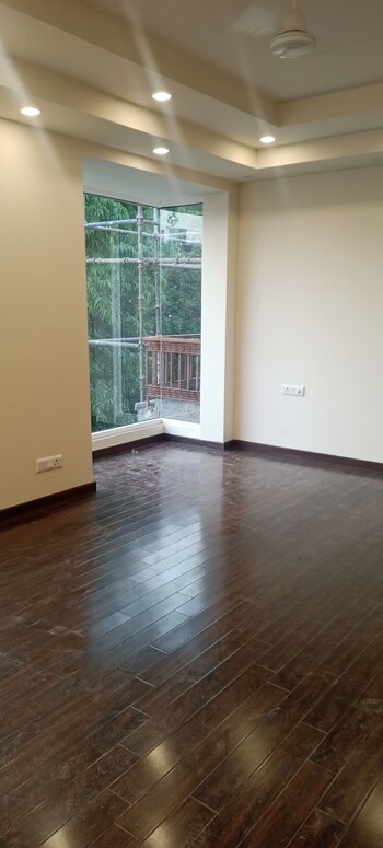 4 BHK Builder Floor for Rent in Navjeevan Vihar, Delhi
