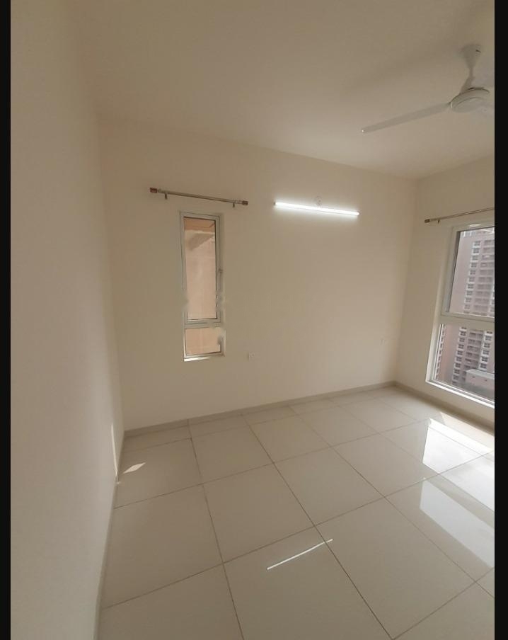 2 BHK 865 Sq.Ft. Apartment in Godrej Green Vistas