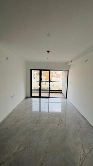Room in 3 BHK Apartment at Majestique Signature Towers, Balewadi – for Sale
