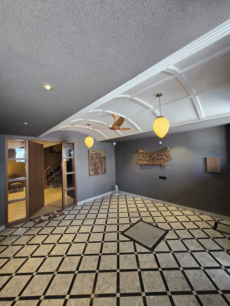  Parking, malsi 4 Bedroom 200 Sq.Yd. Independent House In Malsi Dehradun 10487615