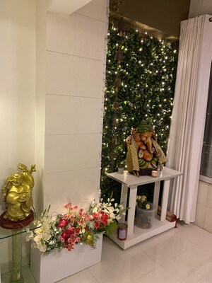 Balcony in 2 BHK Apartment at Videocon Laxmi Narayan Krupa, Vile Parle West – for Rent