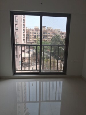 Room in 3 BHK Apartment at Pimple Saudagar – for Sale