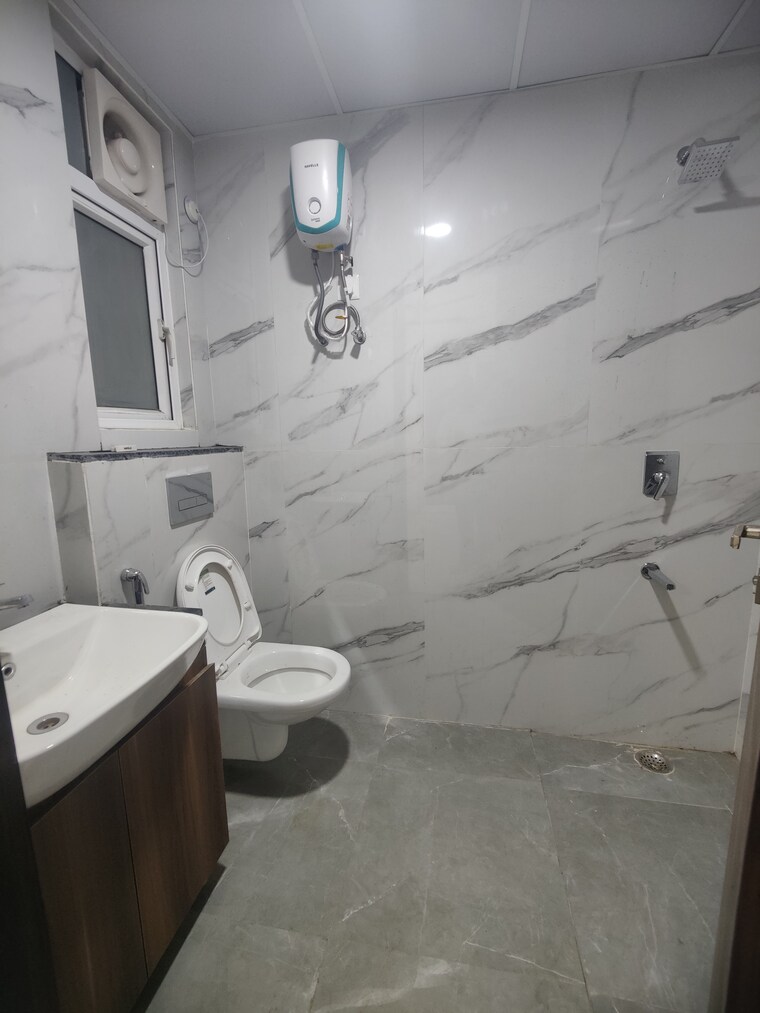 Bathroom, prestige-jindal-city-phase-2 1 Bedroom 560 Sq.Ft. Apartment In Bagalakunte Bangalore 10487648