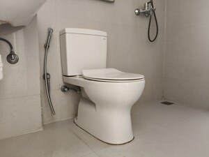 Bathroom in 1 BHK Apartment at Thane West – for Rent
