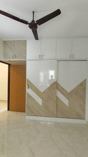 Room in 3 BHK Builder Floor at Greater Kailash I – for Rent