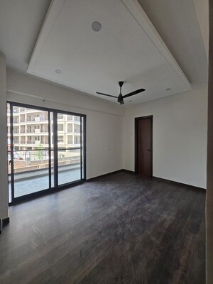 Room in 3 BHK Apartment at Sahastradhara – for Sale