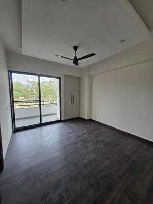 Room in 3 BHK Apartment at Sahastradhara – for Sale