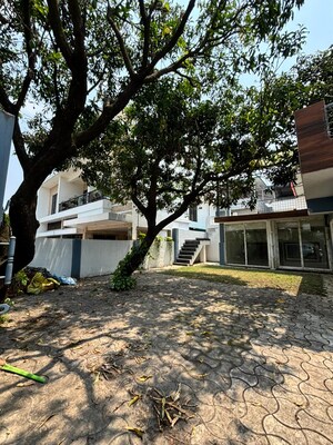 4 BHK Independent House – Exterior View View at JakhaN-Rajpur Road - for Sale