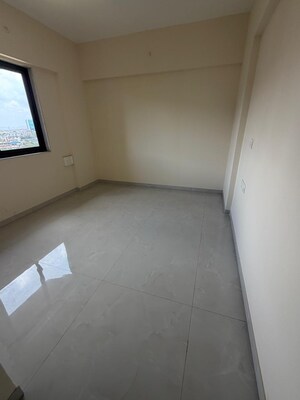 Room in 3 BHK Apartment at BDL Hresa, Chembur – for Rent