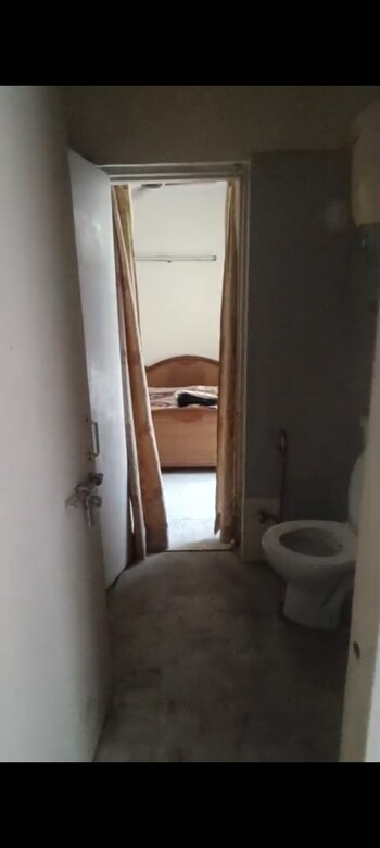 2 BHK Flat for Rent in Sector 13 Dwarka, Delhi