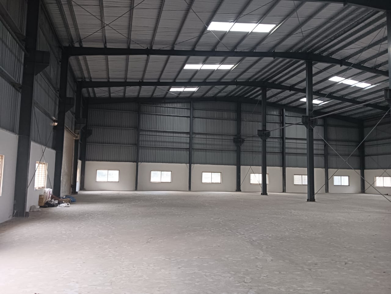 Parking in  Warehouse at Sompura Industrial, Dobbaspet – for Rent