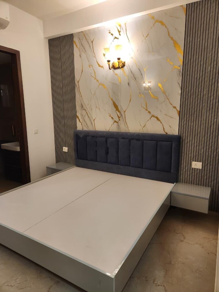 Bathroom, smart-world-orchard 3 Bedroom 3424 Sq.Ft. Apartment In Sector 61 Gurgaon 10490049