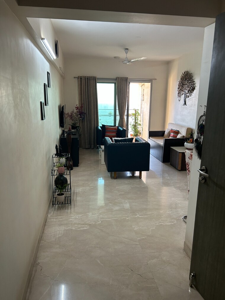  Parking, db-realty-orchid-woods 3 Bedroom 1300 Sq.Ft. Apartment In Goregaon East Mumbai 10490071