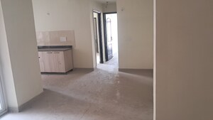 Room in 3.5 BHK Apartment at Sector 82 – for Rent