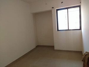 Room in 2 BHK Apartment at Puranik City, Kasarvadavali – for Rent