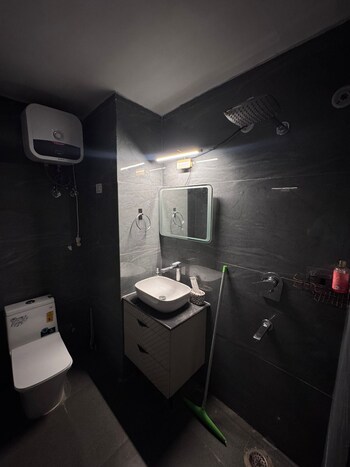 3 BHK Flat for Rent in Sector 82, Noida