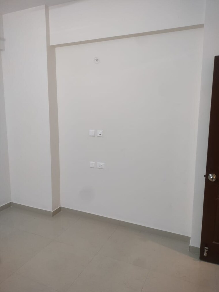 Room, prateek-grand-city 2 Bedroom 770 Sq.Ft. Apartment In Siddharth Vihar Ghaziabad 10494167