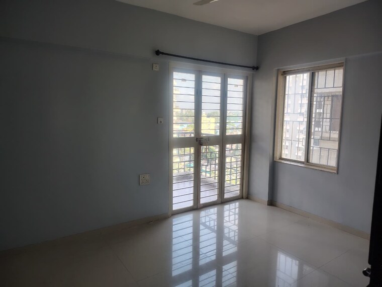 Room, raheja-vistas-phase-1 3 Bedroom 1500 Sq.Ft. Apartment In Mohammadwadi Pune 10495707