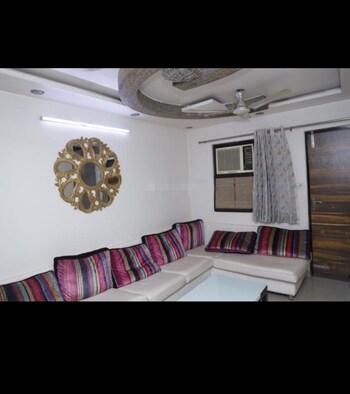 3 BHK Builder Floor for Rent in Rohini Sector 7, Delhi