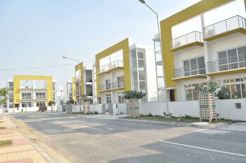BPTP Parklands Villa