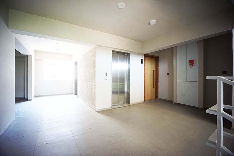 Room, ognaj 2 Bedroom 145 Sq.Yd. Apartment In Ognaj Ahmedabad 10496618