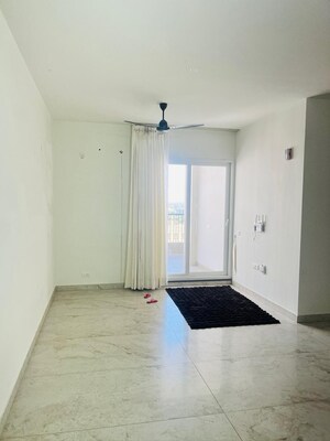 Room in 3 BHK Apartment at Malwa Escon Arena, Lohgarh – for Rent