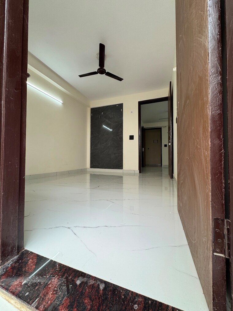 Room, chattarpur 1 Bedroom 500 Sq.Ft. Apartment In Chattarpur Delhi 10496640