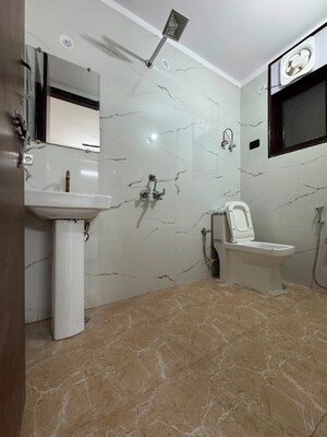 Bathroom in 1 BHK Apartment at Chattarpur – for Rent