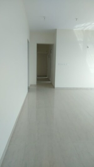 Room in 3 BHK Apartment at Sheth Auris Serenity Tower 3, Malad West – for Rent