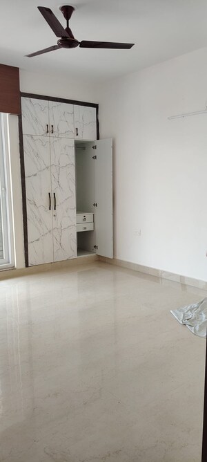 3 BHK Apartment For Rent in Rishita Mulberry Heights, Sushant Golf City