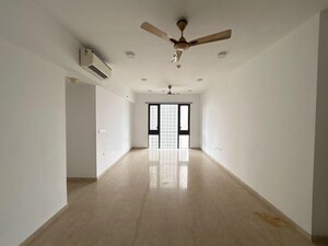Building Lobby in 3 BHK Apartment at Lodha The Park, Worli – for Sale